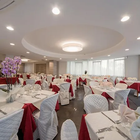 Fausto 2* 산베네데토델트론토