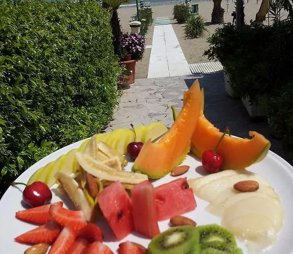 Fausto 圣贝内代托-德尔特龙托